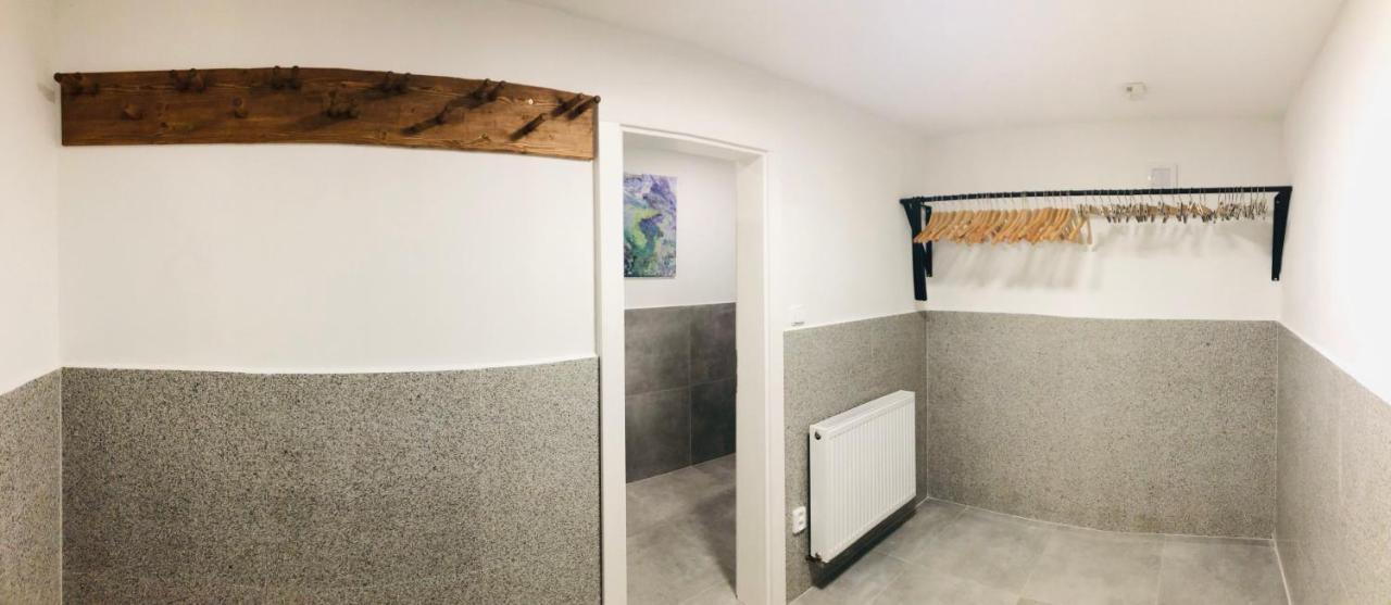 Wellness Chata Brejlovka Janov nad Nisou Exteriör bild