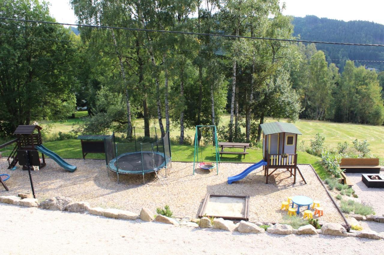 Wellness Chata Brejlovka Janov nad Nisou Exteriör bild